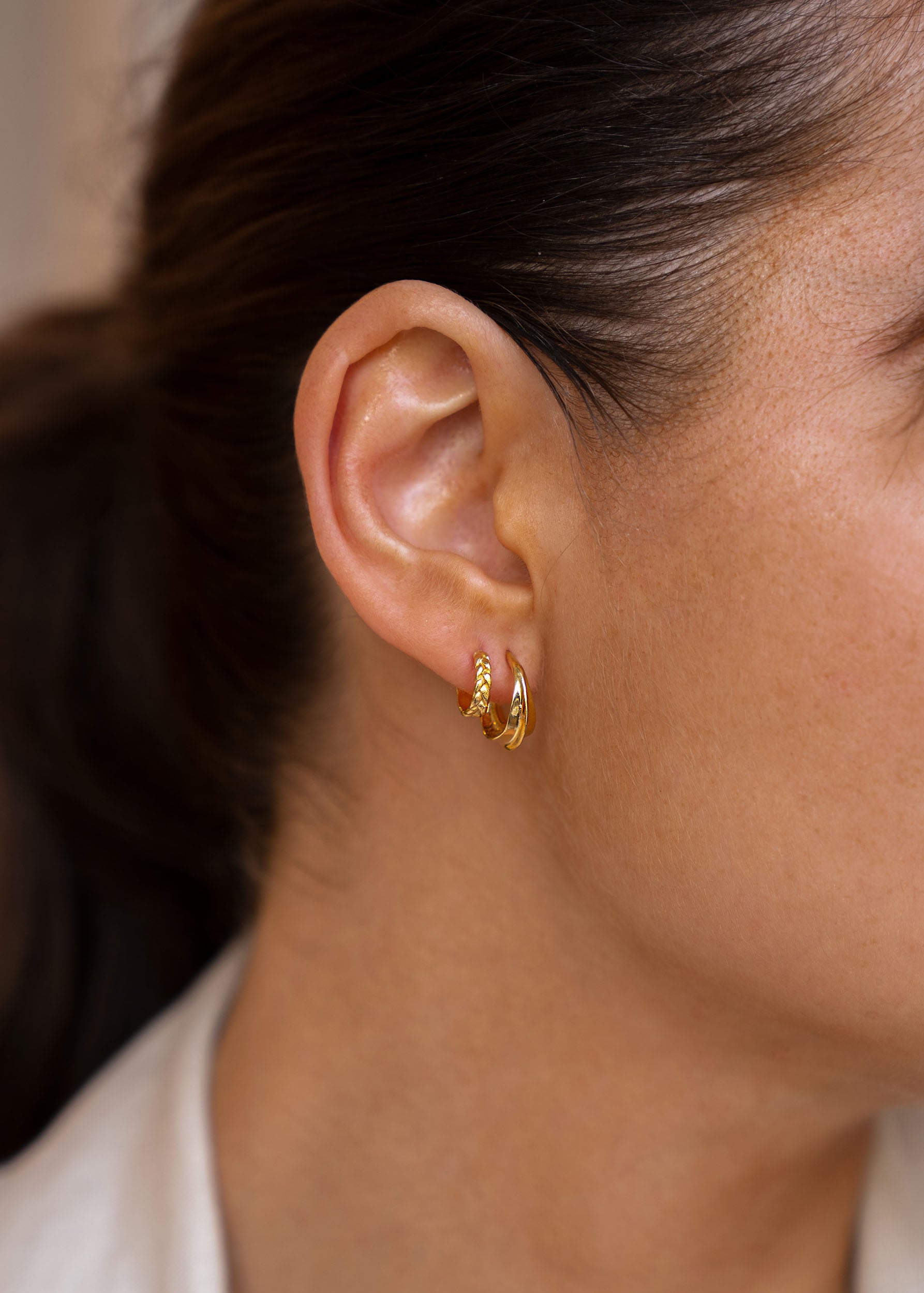 Lola Hoops