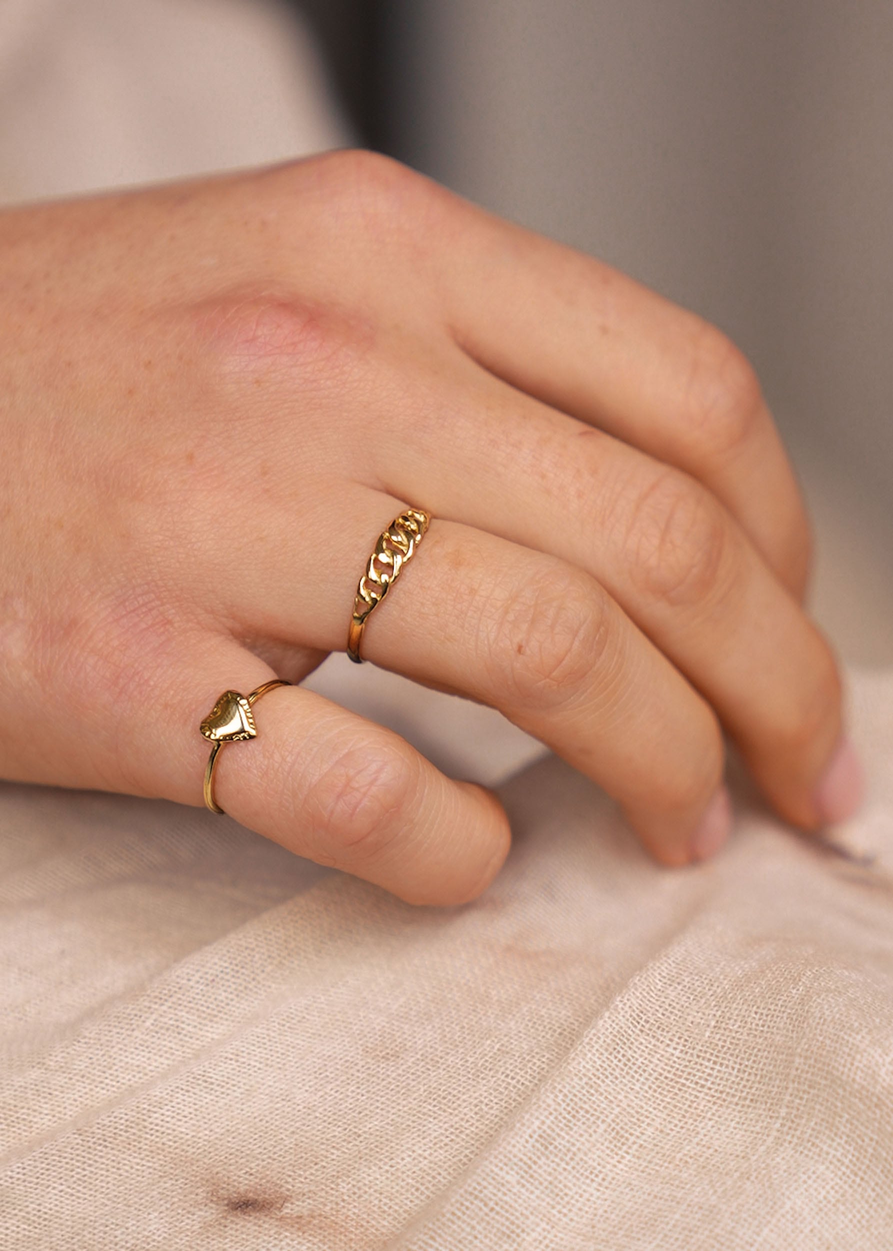 Holly Ring