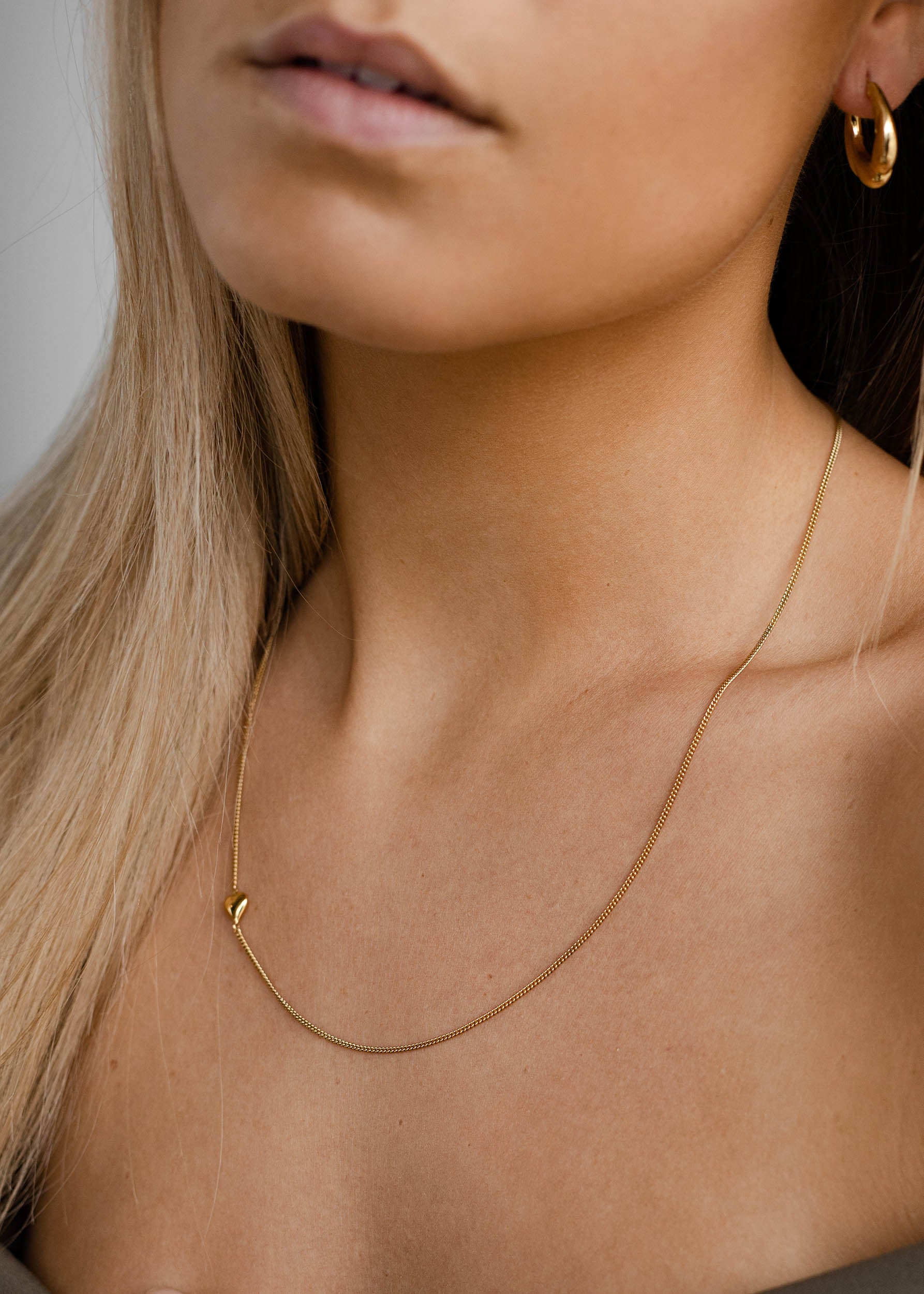 Lore Necklace