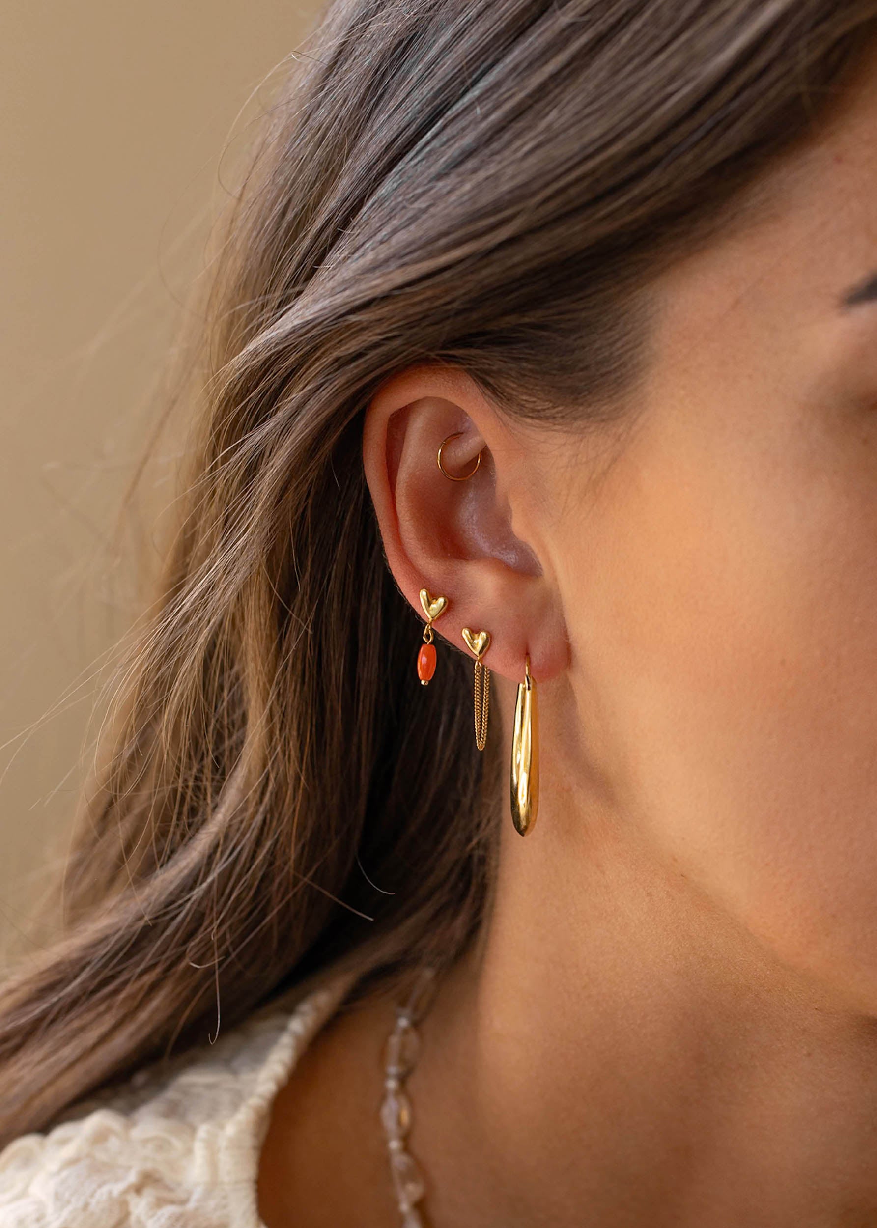 L'amour Coral Stud